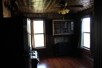 87 Harrison St, Unit 1st floor in Staten Island, NY - Building Photo - Building Photo