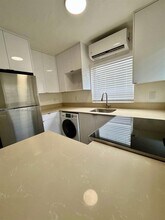 833 W 39th St in Miami Beach, FL - Building Photo - Building Photo