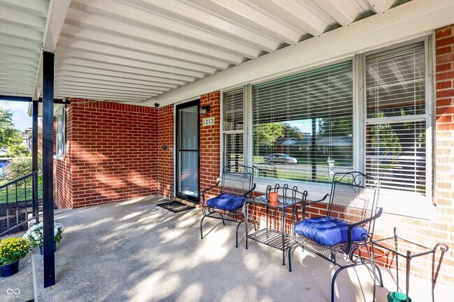 1213 N Lesley Ave in Indianapolis, IN - Building Photo - Building Photo