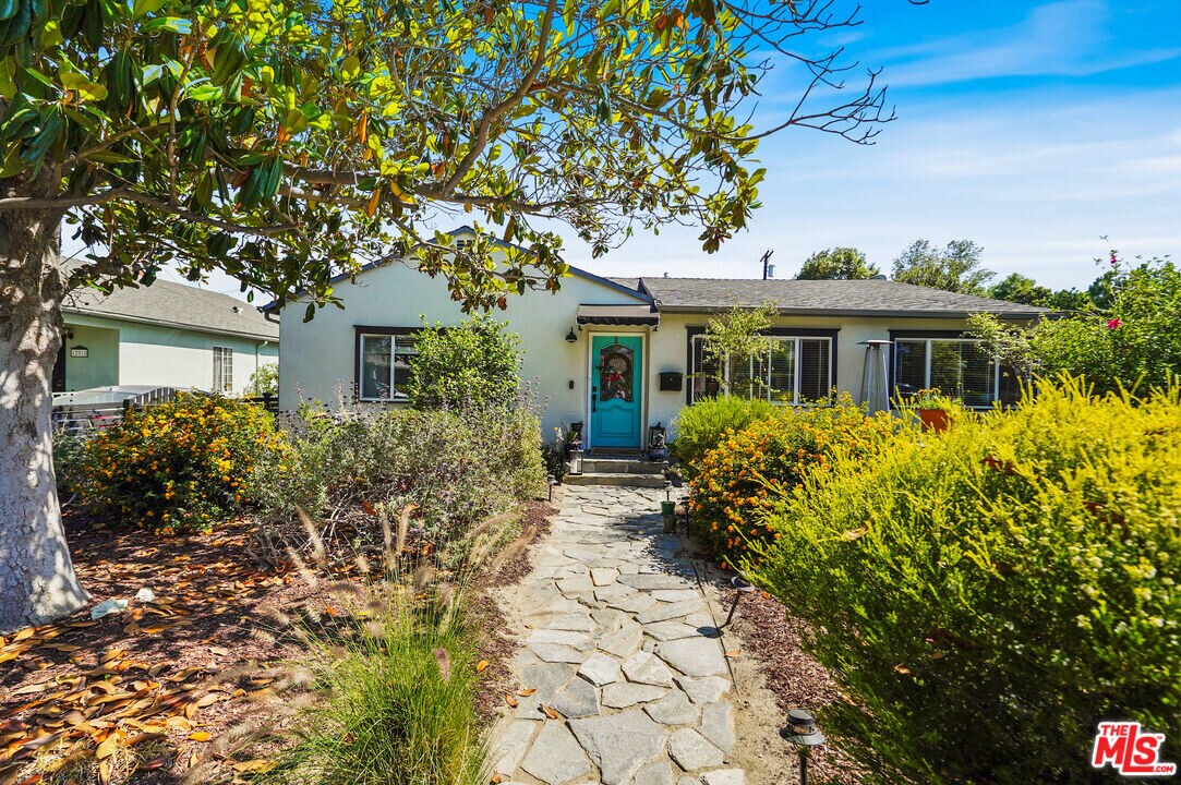 12524 Martha St in Los Angeles, CA - Building Photo