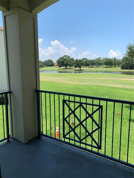 7340 Westpointe Blvd in Orlando, FL - Building Photo