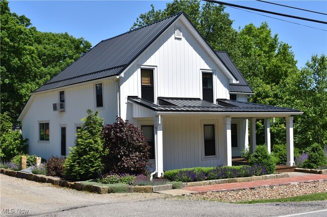 6287 Riverview Rd in Peninsula, OH - Building Photo - Building Photo