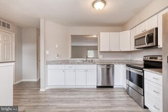 3 Greenshire Ln in Owings Mills, MD - Building Photo - Building Photo