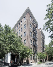 240 Waverly Pl in New York, NY - Building Photo - Building Photo