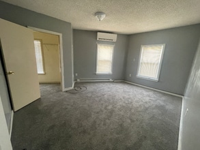 93 Whipple St in Lowell, MA - Building Photo - Building Photo