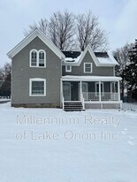 734 W Oregon St in Lapeer, MI - Building Photo