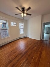 163 BIDWELL Ave in Jersey City, NJ - Building Photo - Building Photo