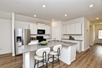 2108 Golden Grain Ln in Andice, TX - Building Photo - Building Photo