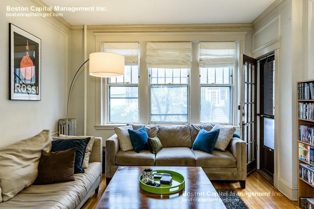 153 Strathmore Rd in Boston, MA - Building Photo