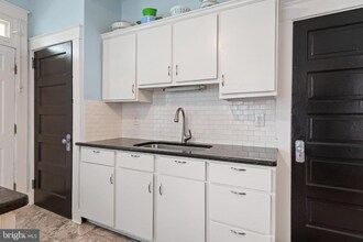 153 E Ross St in Lancaster, PA - Building Photo - Building Photo