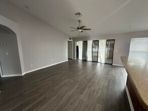 2805-2866 66th St W in Lehigh Acres, FL - Building Photo - Building Photo