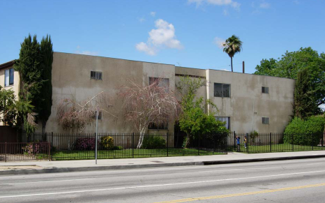 7609 Whitsett Ave in North Hollywood, CA - Foto de edificio - Building Photo