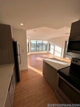 40 Malvern St, Unit 502 in Boston, MA - Building Photo - Building Photo
