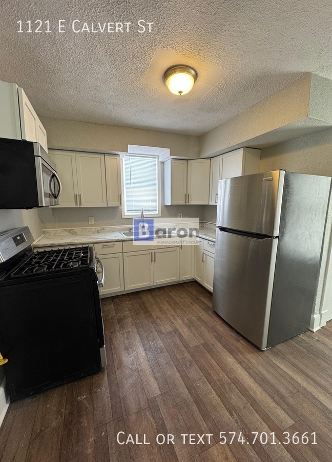 property at 1121 E Calvert St