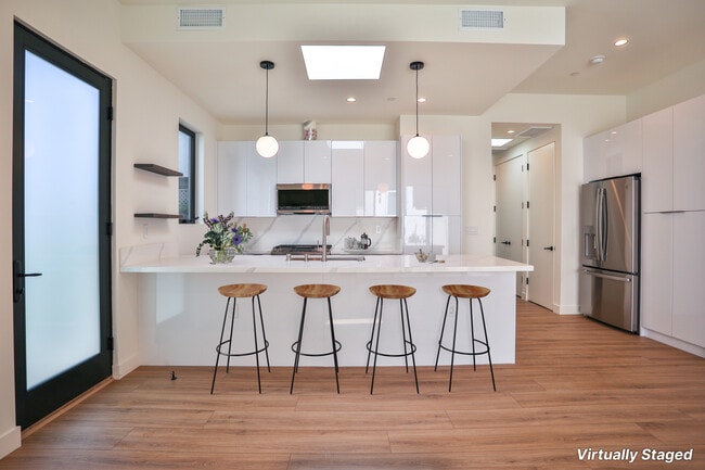 1230 Stanford St in Santa Monica, CA - Building Photo - Building Photo
