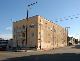 2108 Maple Ave Apartamentos