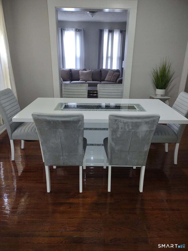 property at 36 Cassius St