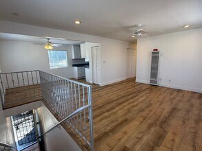 2945 S West View St in Los Angeles, CA - Building Photo - Building Photo