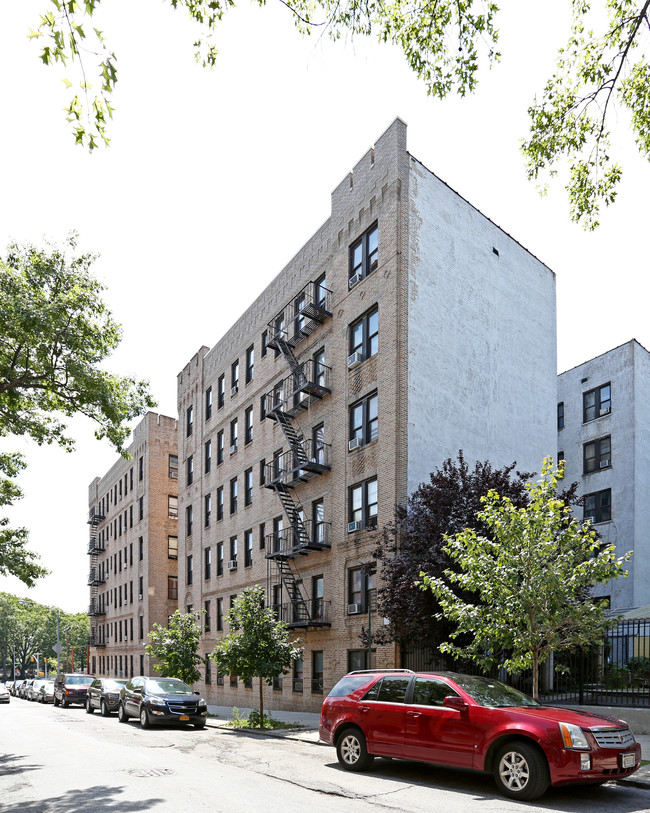 208-218 W 151st St in New York, NY - Building Photo - Building Photo