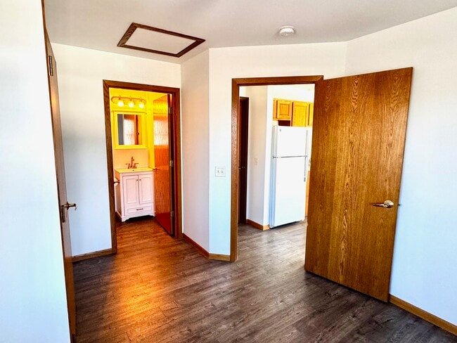 210 E Verona Ave in Verona, WI - Foto de edificio - Building Photo