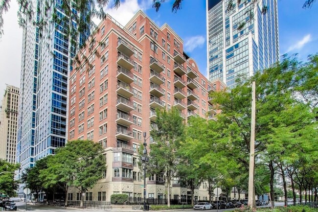property at 1250 S Indiana Ave