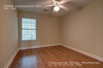3368 Queensgate Way in Mount Pleasant, SC - Building Photo - Building Photo