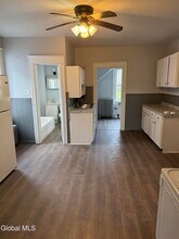 8 Farrell St in Mechanicville, NY - Building Photo - Building Photo