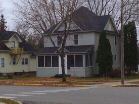 1301 9th St E in Menomonie, WI - Building Photo