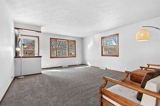 1730 S Madison St in Appleton, WI - Building Photo - Building Photo
