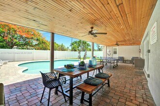 1301 Rodman St in Hollywood, FL - Building Photo - Building Photo