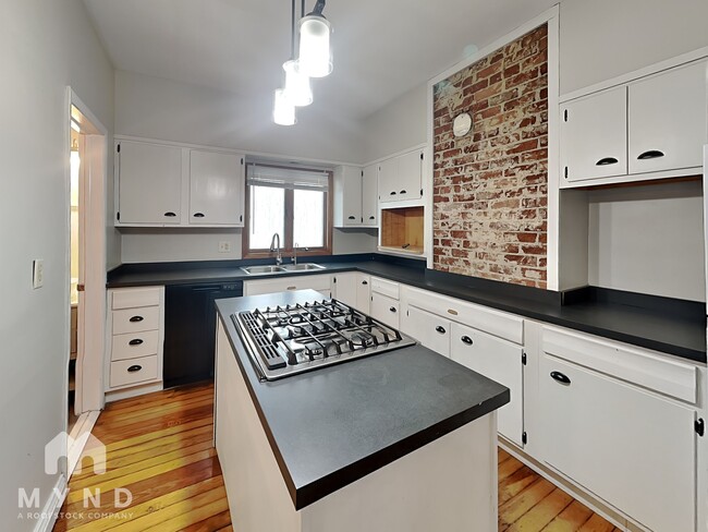 215 Wilson Ave in Lancaster, OH - Foto de edificio - Building Photo