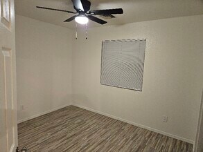 3440 Sunriver Rd in Bullhead City, AZ - Foto de edificio - Building Photo