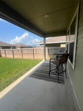 123 Barton Crk in Huntsville, TX - Building Photo - Building Photo
