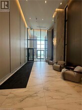 251 Masonry Wy in Mississauga, ON - Building Photo - Building Photo