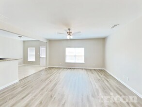 132 Houston Pl in Venus, TX - Building Photo - Building Photo