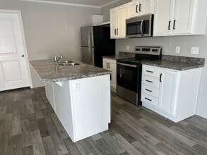 2239 Wellington Green Dr in Clarksville, IN - Foto de edificio - Building Photo