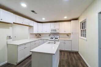 2979 Tiller Trail SW in Stone Mountain, GA - Building Photo - Building Photo