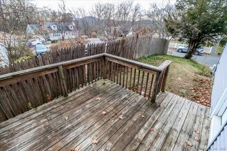 32 Pleasant St in Bethel, CT - Building Photo - Building Photo