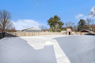 24760 Lancer Dr in South Bend, IN - Building Photo - Building Photo