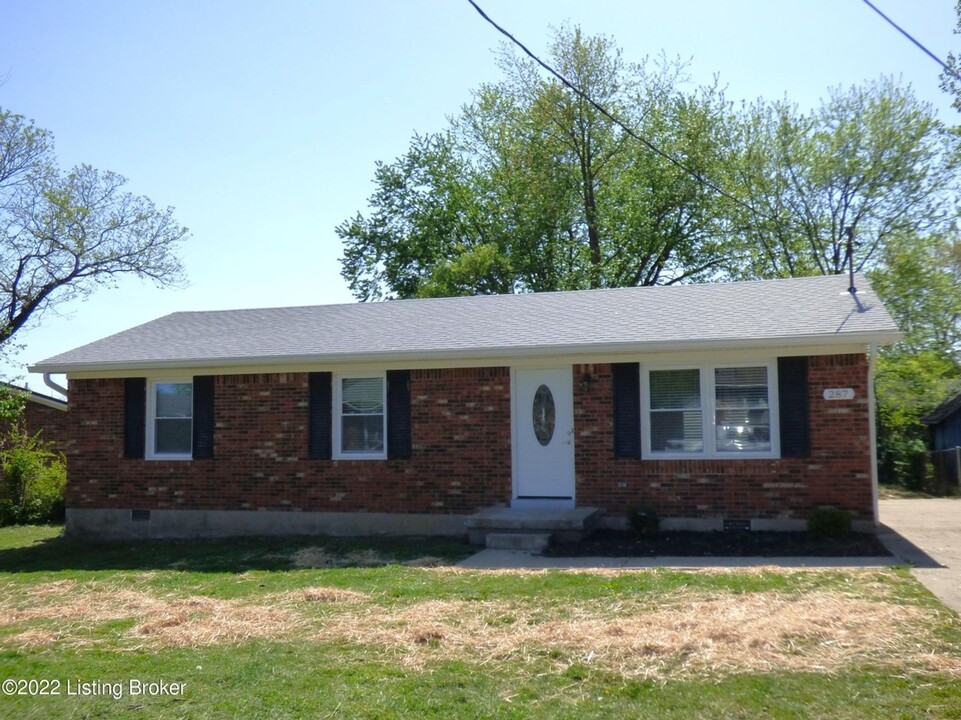 287 Georgia Ave in Mount Washington, KY - Foto de edificio