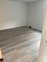 1251 Euclid St in Santa Monica, CA - Foto de edificio - Building Photo