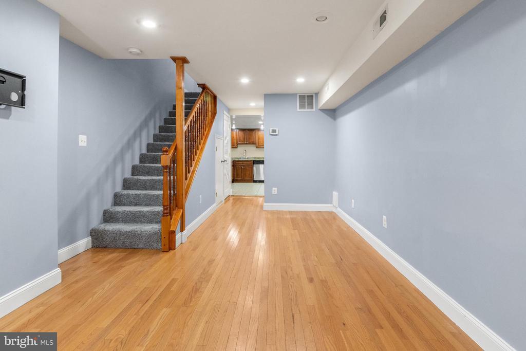 916 Ryan St in Baltimore, MD - Building Photo