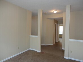 10055 Three Star Ct in Avon, IN - Building Photo - Building Photo
