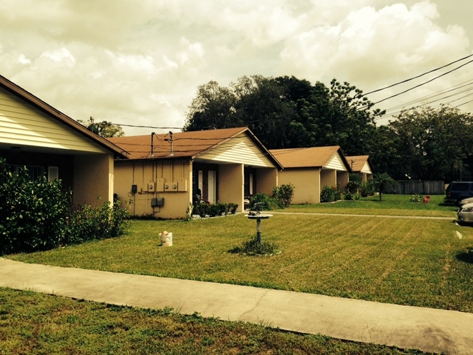 9306 Greyrock Rd in Thonotosassa, FL - Building Photo