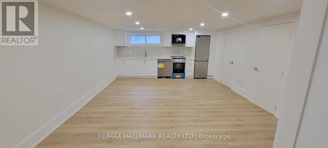 property at 11 Johnson Rd
