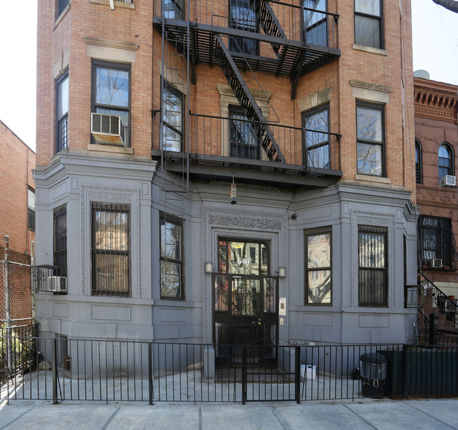 640 Macdonough St in Brooklyn, NY - Foto de edificio - Building Photo