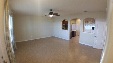 550 Juniper Springs Dr in Groveland, FL - Building Photo - Building Photo