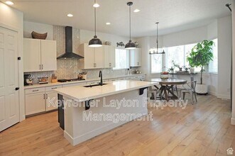 1238 S Bighorn Ln in Syracuse, UT - Building Photo - Building Photo