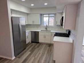 2231 Wentworth Ct in Naperville, IL - Building Photo - Building Photo