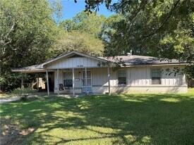 1308 Charmaine Cir E in Mobile, AL - Building Photo